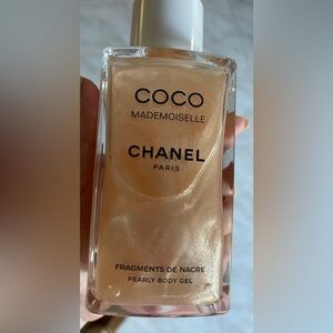 Brand New CHANEL COCO MADEMOISELLE PEARLY BODY GEL Size 250ml/8.4oz.